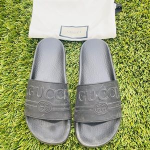 Gucci Logo Rubber Slide Sandal